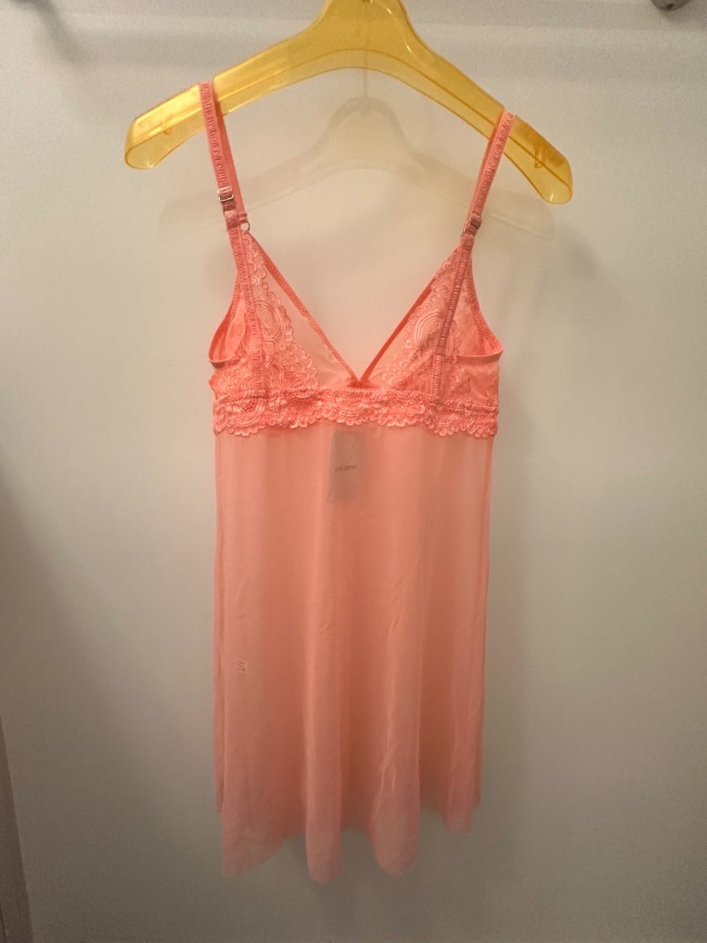 Brand Jasmine. Arianna women’s nightshirt. Color: A vibrant coral tone. Size S - Picture 10 of 10